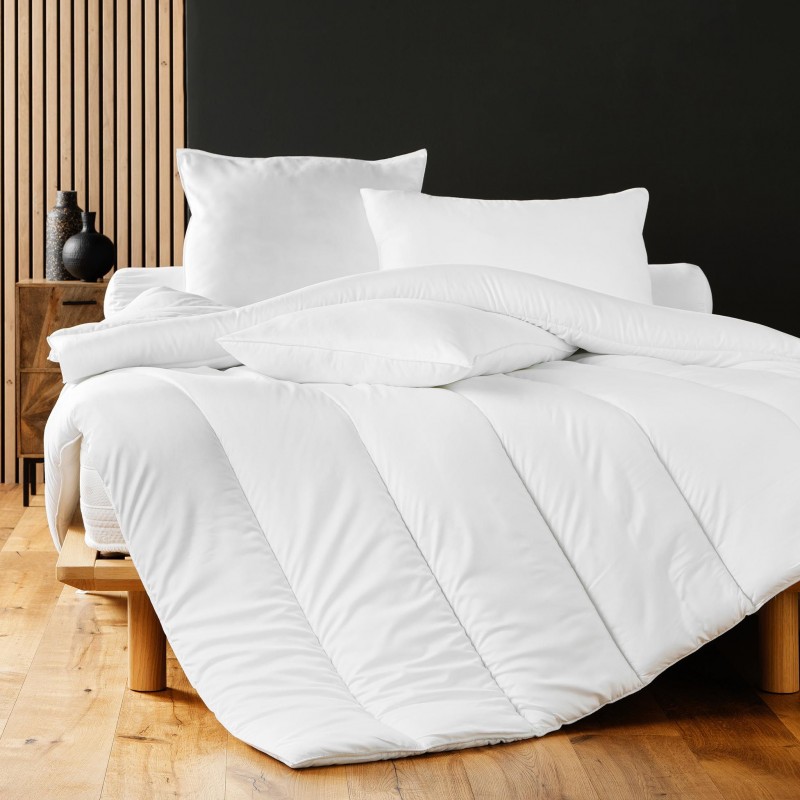 Couette premium - Polyester anti acarien 400g/m² - 240 x 260 cm - Blanc